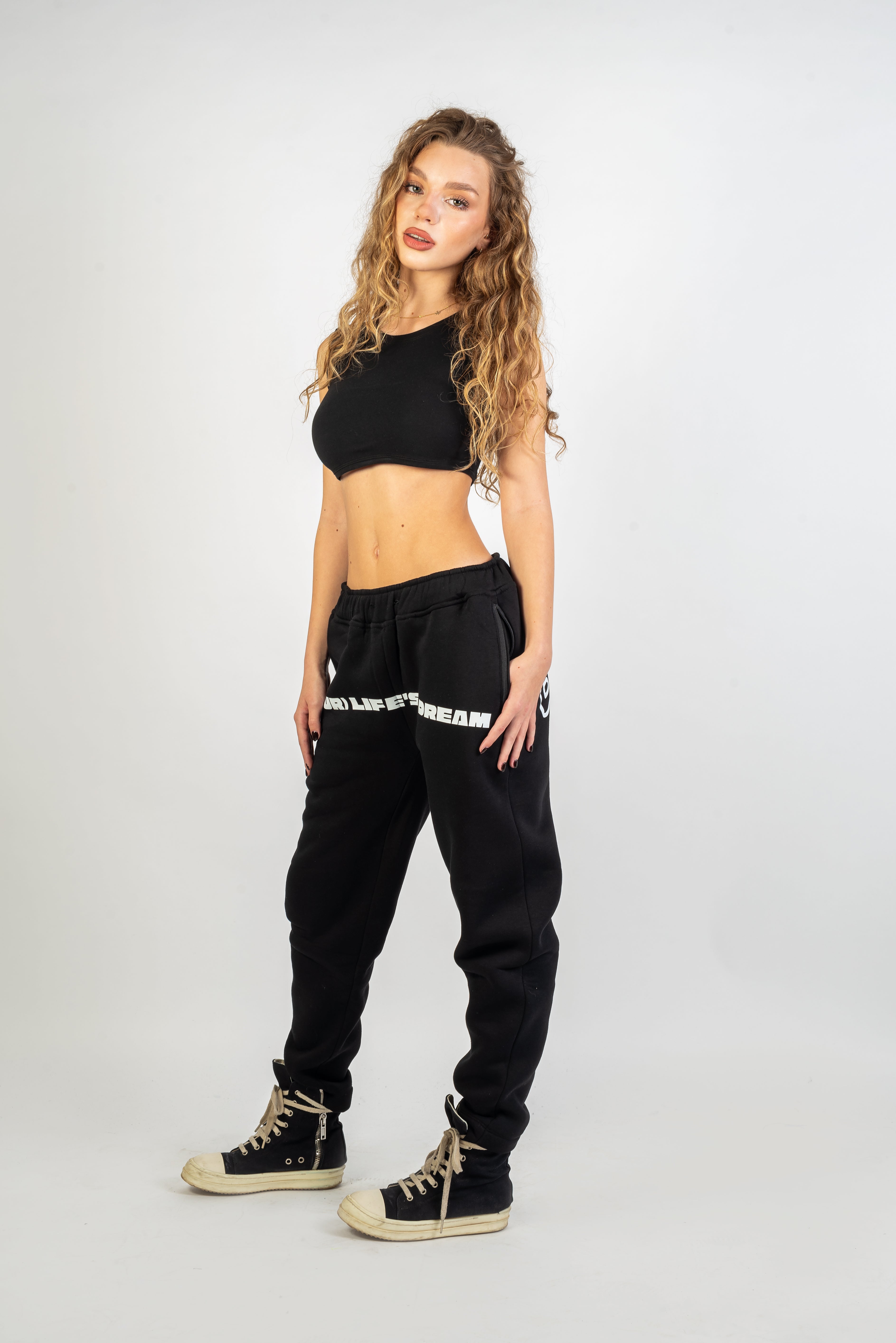 Baggy discount sweatpants black