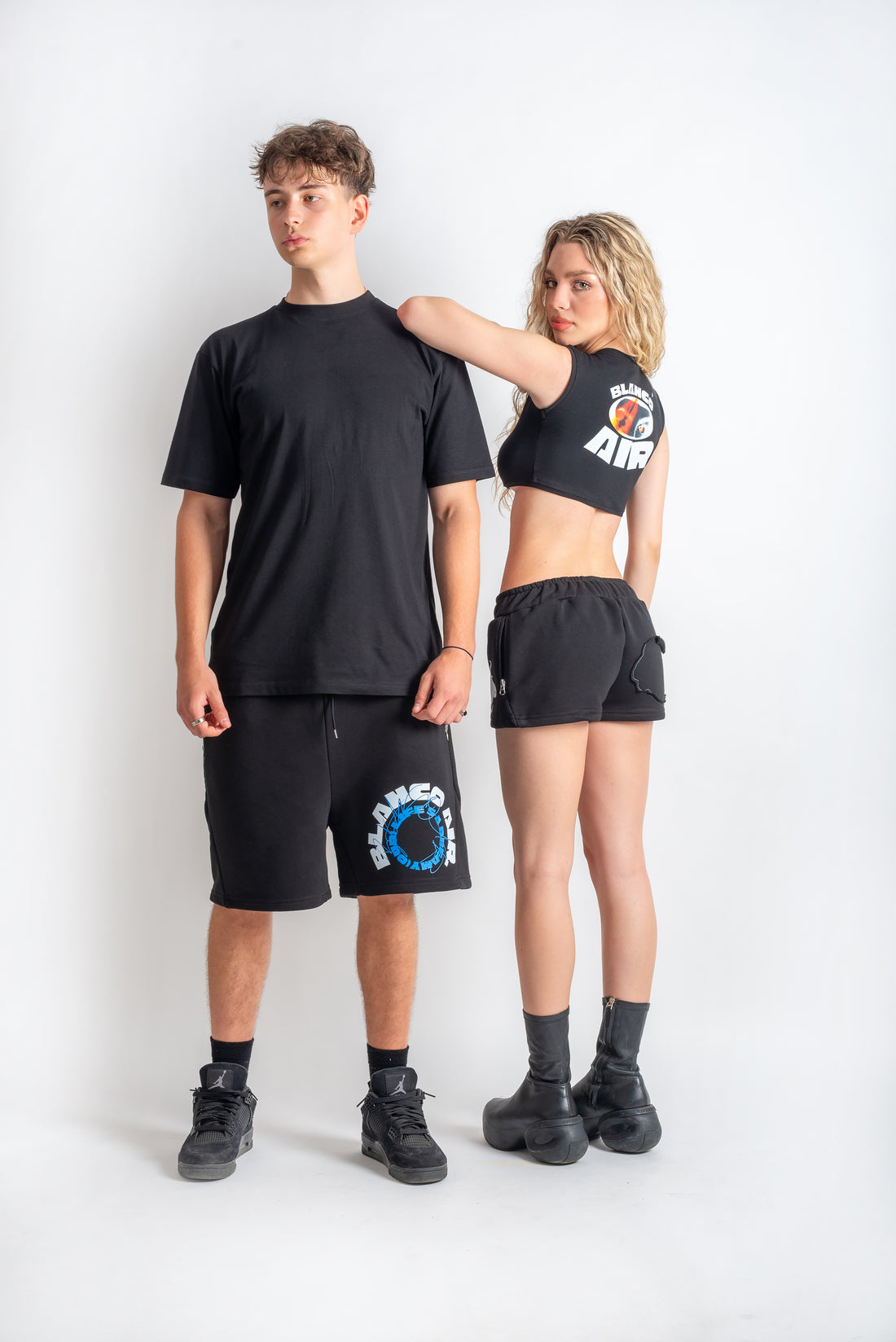 BLANCO AIR Horseshoe Sweatshorts - Black