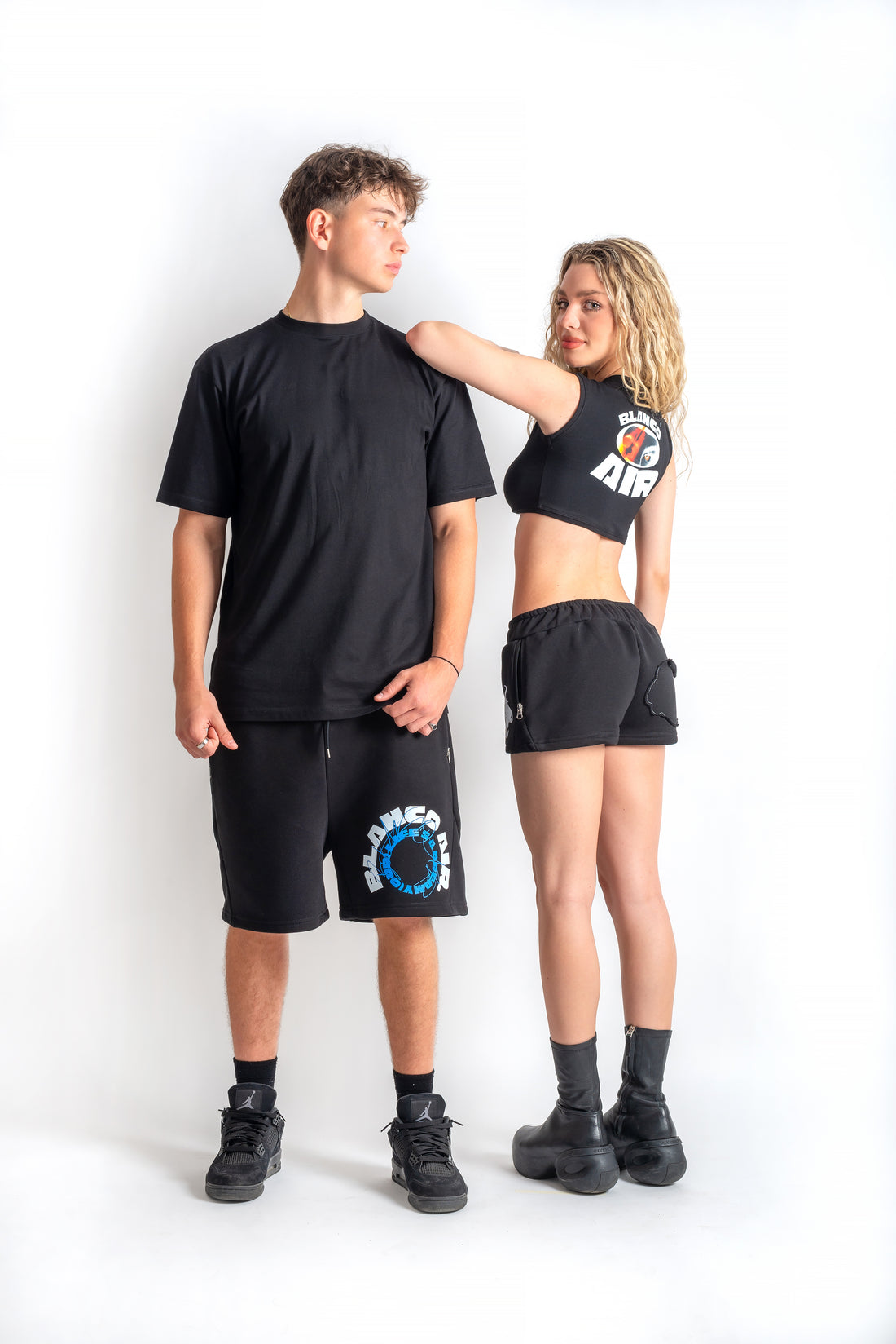 BLANCO AIR Horseshoe Sweatshorts - Black