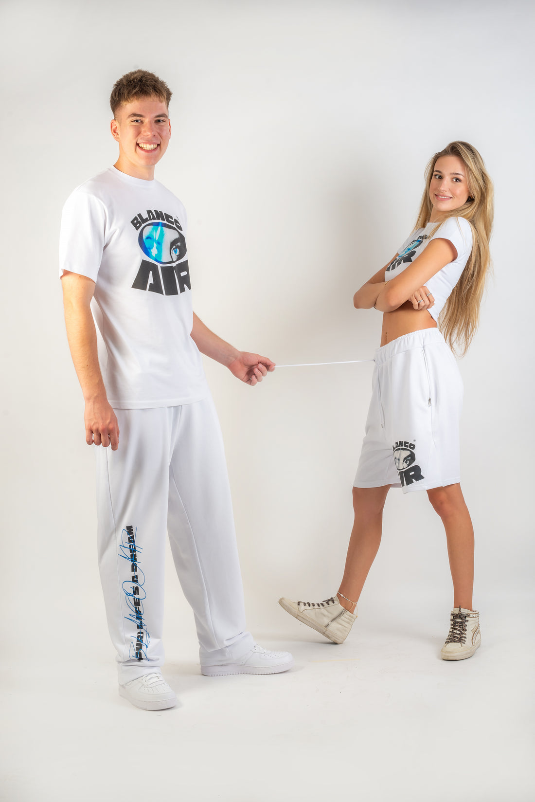 BLANCO AIR "EYES NEVER LIE" Sweatshorts - White